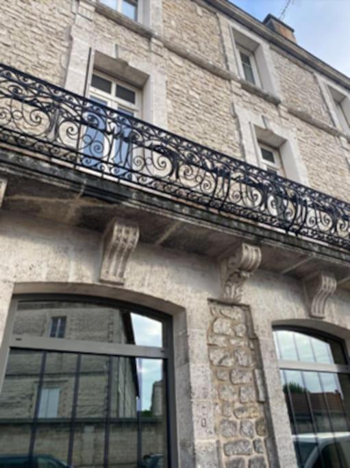 Appartement Centre Ville * Terrasse * Clim * Wifi * Haut De Gamme * Angoulême Dış mekan fotoğraf