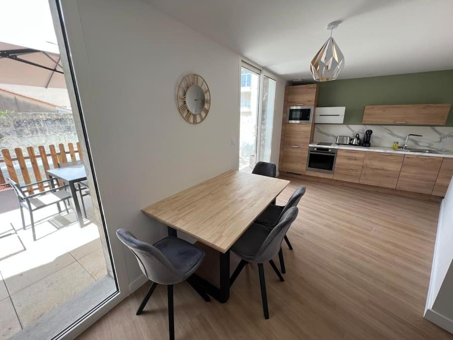 Appartement Centre Ville * Terrasse * Clim * Wifi * Haut De Gamme * Angoulême Dış mekan fotoğraf